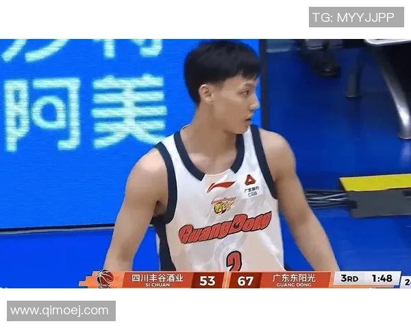 广东胜青岛！徐杰+双小外轰58分，王洪泽+替补齐奉献，王少杰低迷